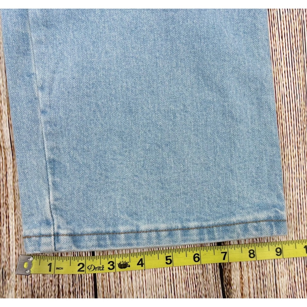 Wrangler Men's Jeans 44x32 Relaxed‎ Comfort Fit Denim Light Wash Blue Cotton - Picture 6 of 7